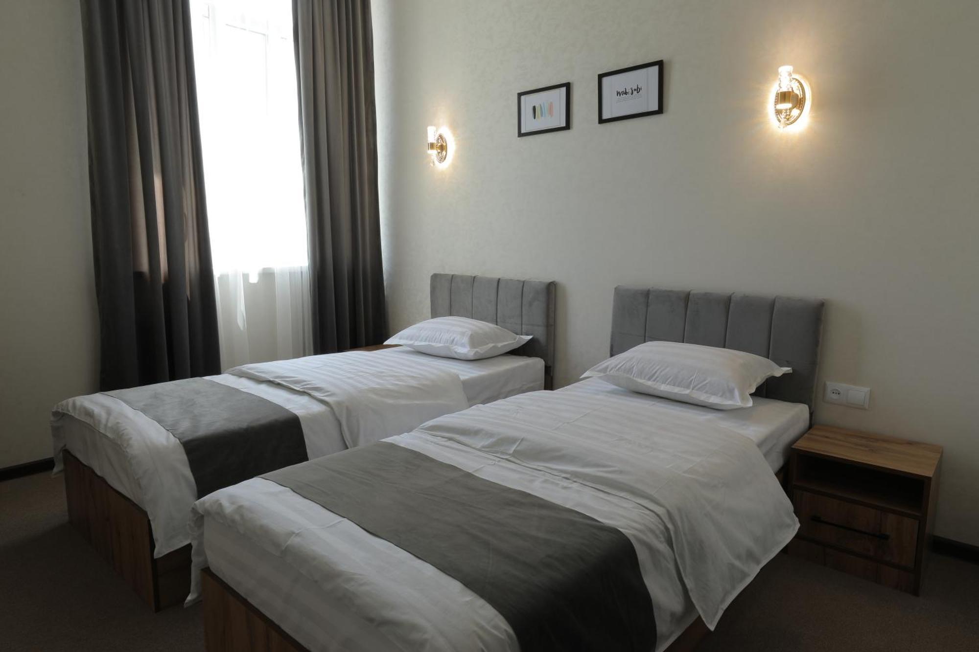 Resident Hotel Tasjkent Eksteriør billede