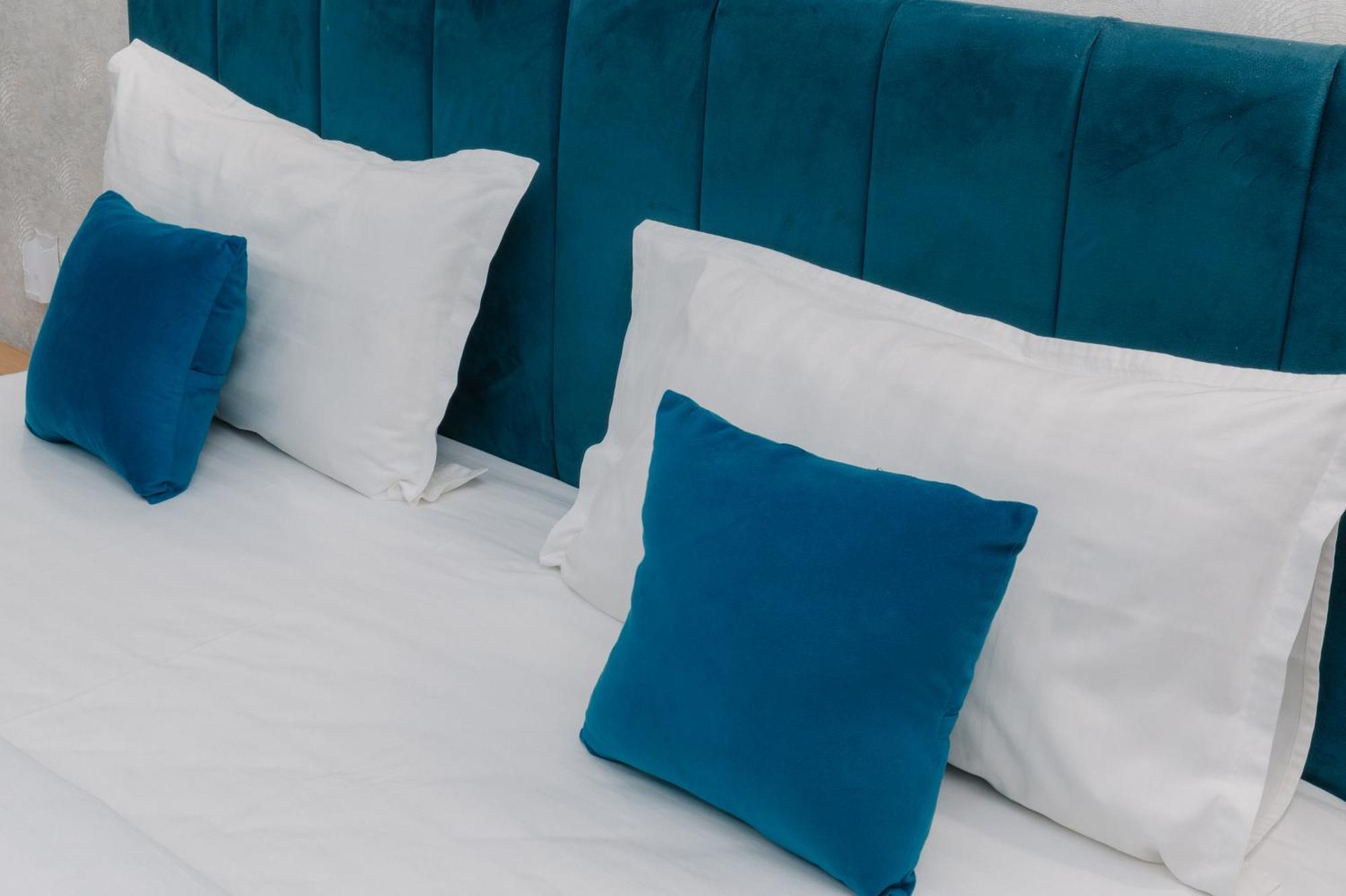 Resident Hotel Tasjkent Eksteriør billede